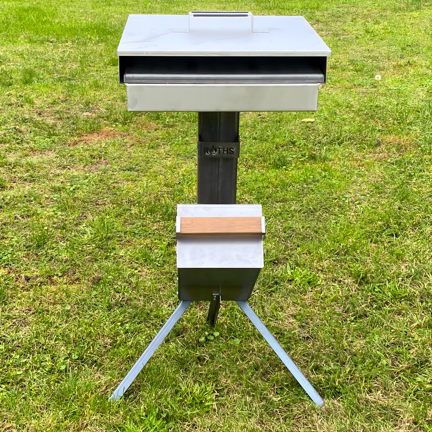 Grill attachment from Roths, detail image 2